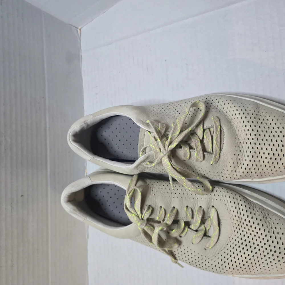 Men's White Cole Haan Shoes‎